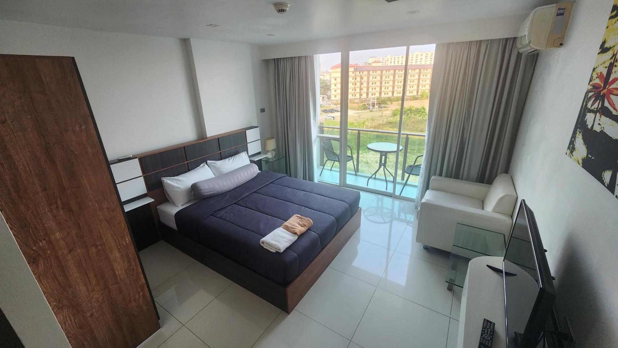City Center Residentes Ccr Pattaya Y Εξωτερικό φωτογραφία